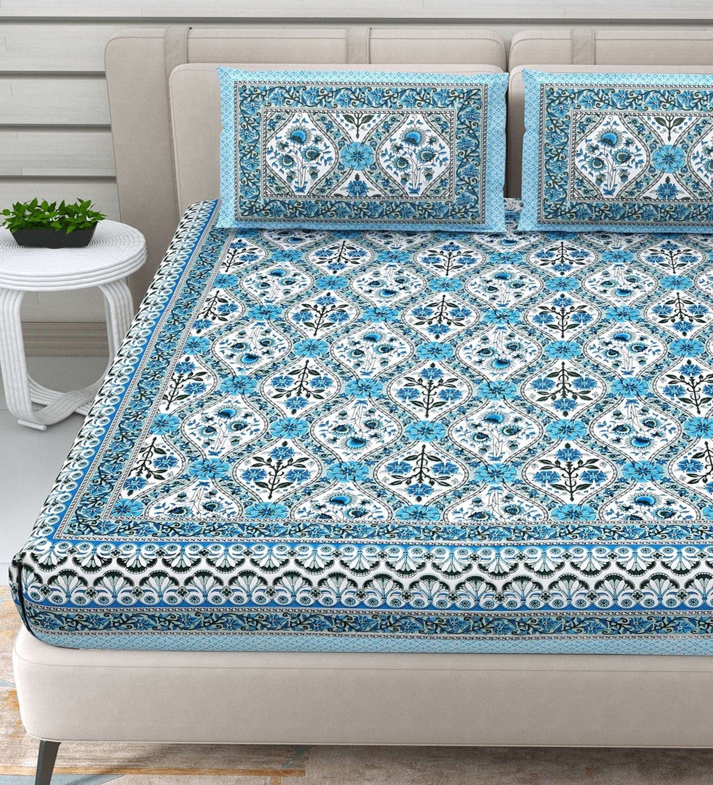 100% Pure Cotton Traditional Printed Bedsheet for Double Bed King Size Bedsheet with 2 Pillow Covers