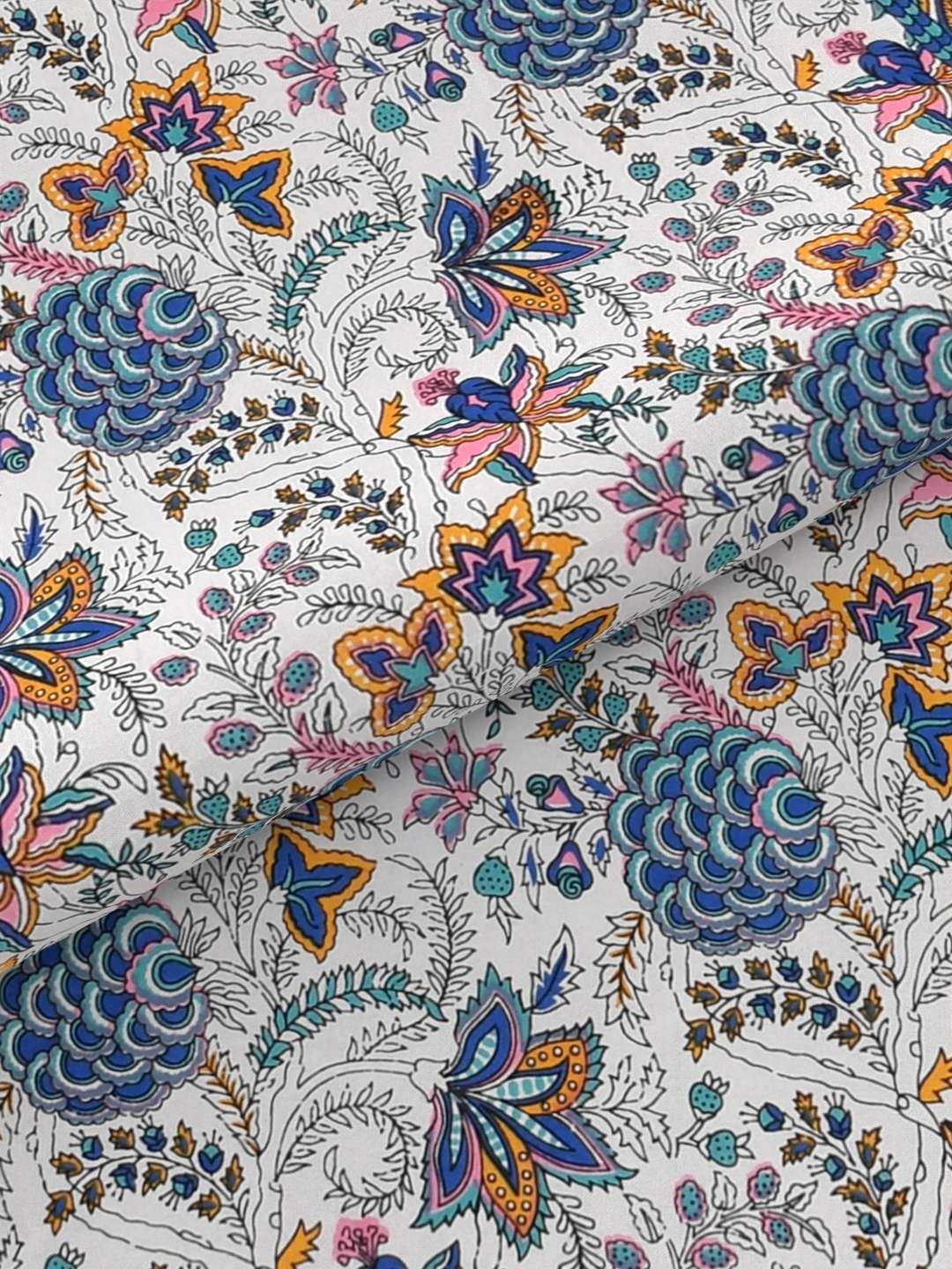 100% Pure Cotton Traditional Printed Bedsheet for Double Bed King Size Bedsheet with 2 Pillow Covers