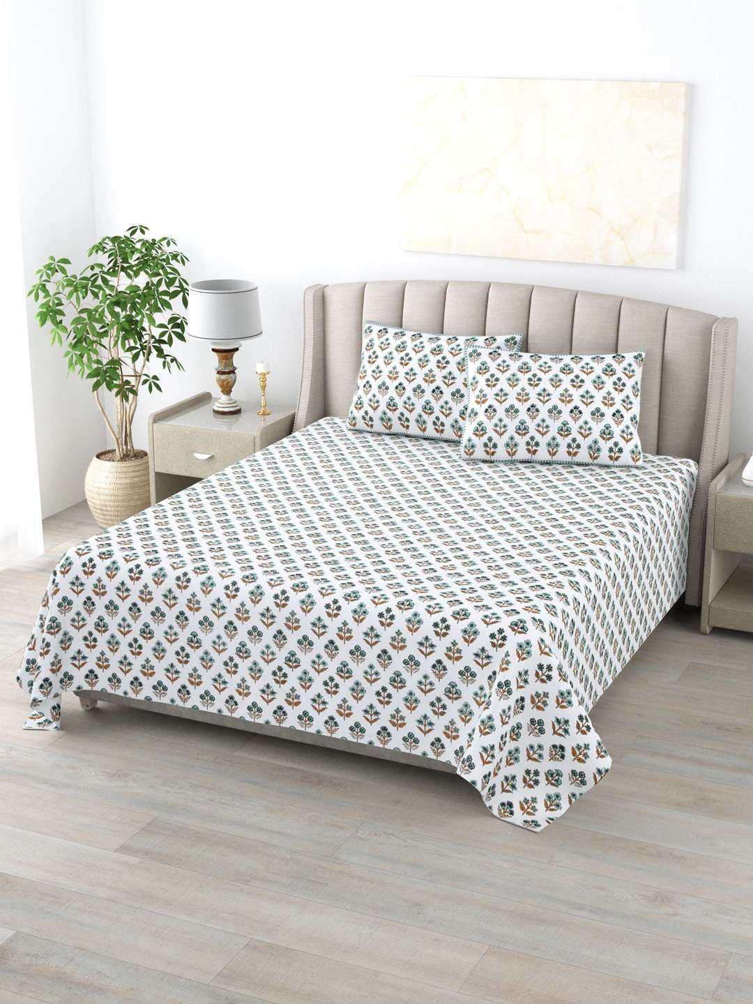 100% Pure Cotton Traditional Printed Bedsheet for Double Bed King Size Bedsheet with 2 Pillow Covers