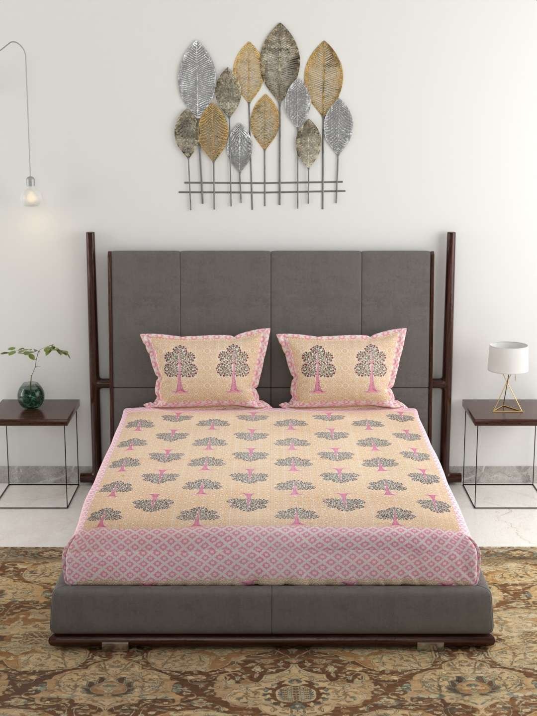 100% Pure Cotton Traditional Printed Bedsheet for Double Bed King Size Bedsheet with 2 Pillow Covers