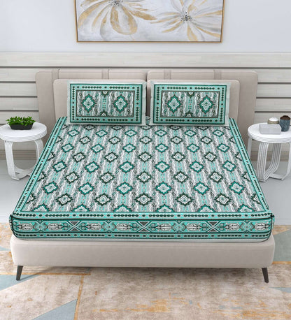100% Pure Cotton Traditional Printed Bedsheet for Double Bed King Size Bedsheet with 2 Pillow Covers
