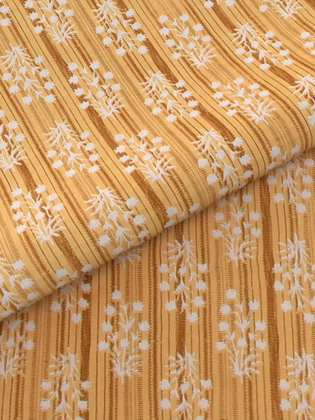100% Pure Cotton Traditional Printed Bedsheet for Double Bed King Size Bedsheet with 2 Pillow Covers