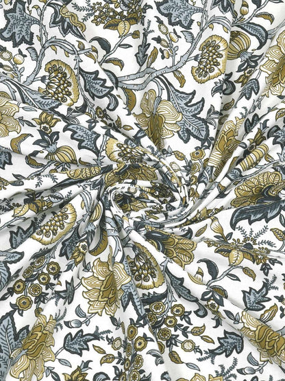 100% Pure Cotton Traditional Printed Bedsheet for Double Bed King Size Bedsheet with 2 Pillow Covers