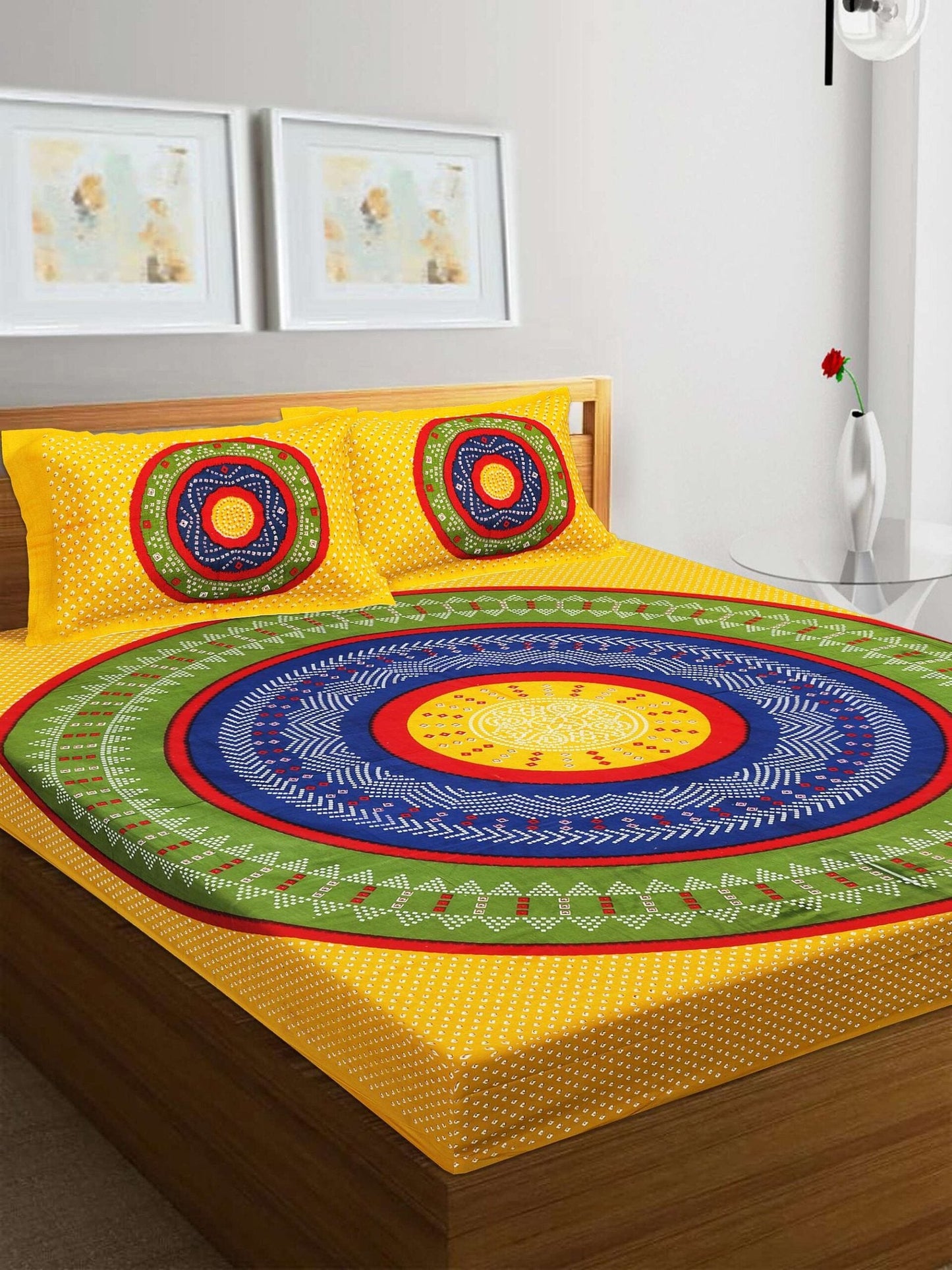 100% Pure Cotton Traditional Printed Bedsheet for Double Bed King Size Bedsheet with 2 Pillow Covers