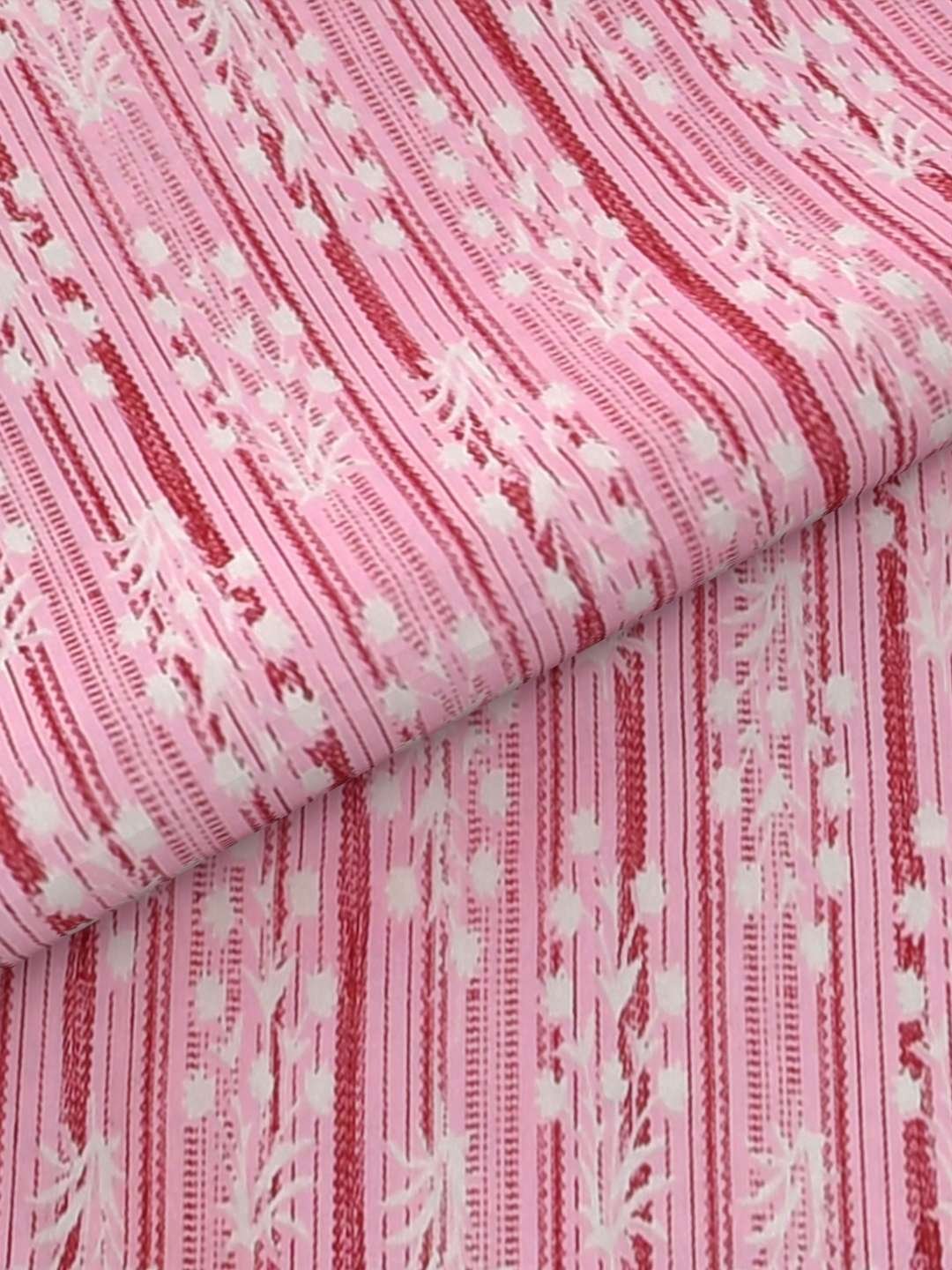 100% Pure Cotton Traditional Printed Bedsheet for Double Bed King Size Bedsheet with 2 Pillow Covers