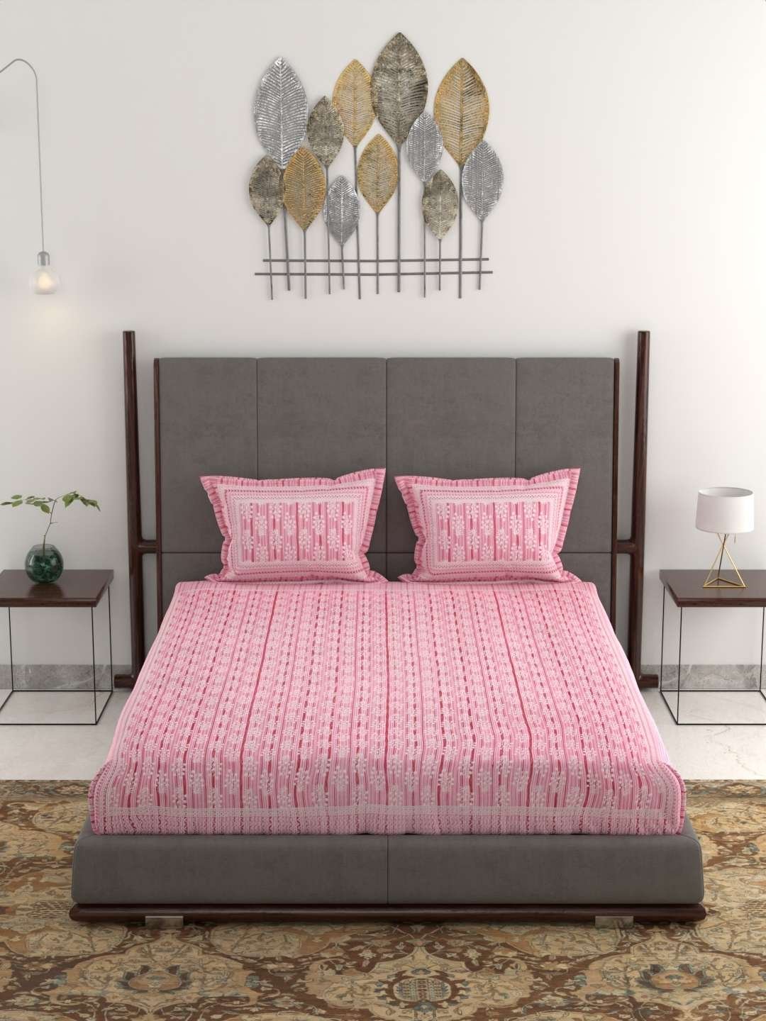 100% Pure Cotton Traditional Printed Bedsheet for Double Bed King Size Bedsheet with 2 Pillow Covers