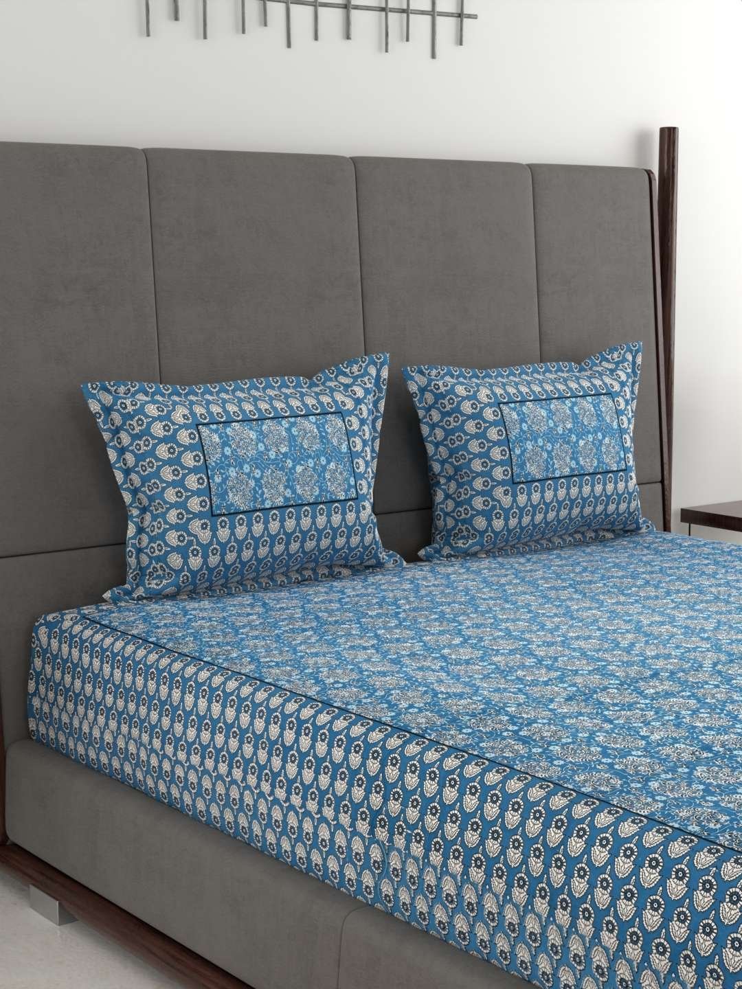 100% Pure Cotton Traditional Printed Bedsheet for Double Bed King Size Bedsheet with 2 Pillow Covers
