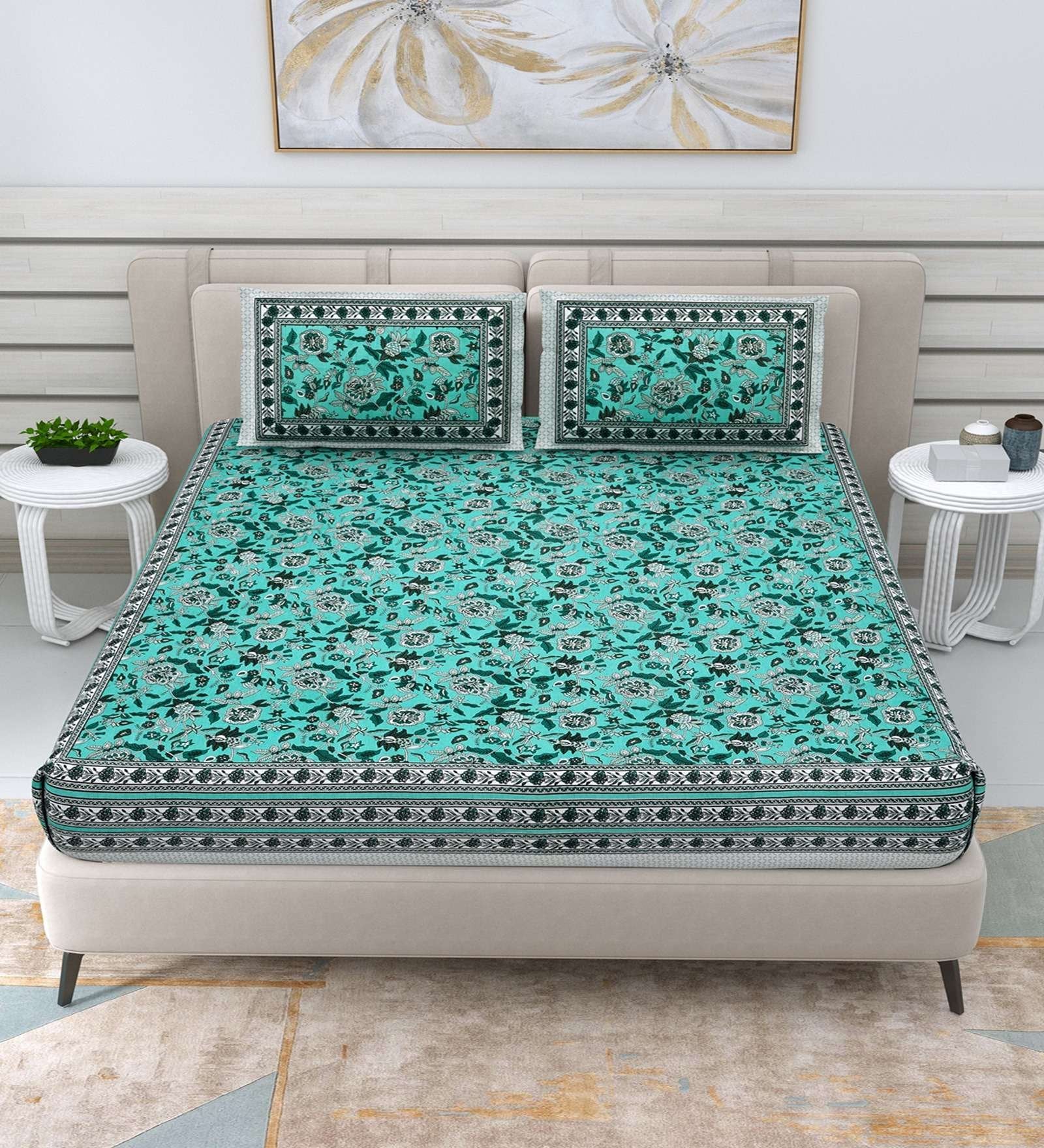 100% Pure Cotton Traditional Printed Bedsheet for Double Bed King Size Bedsheet with 2 Pillow Covers