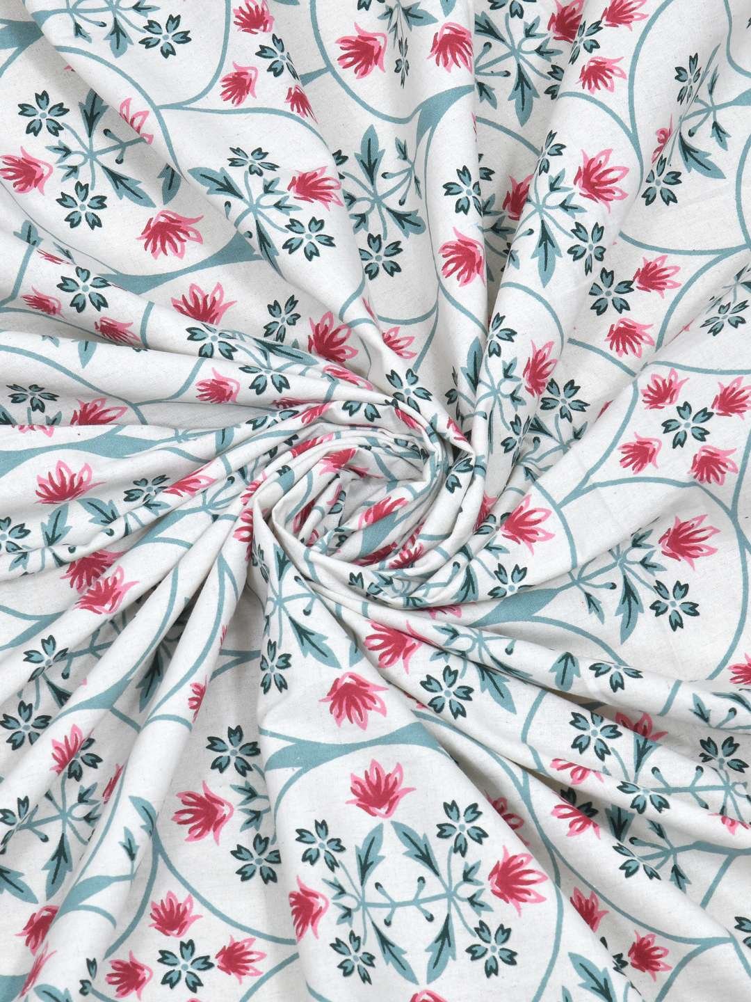 100% Pure Cotton Traditional Printed Bedsheet for Double Bed King Size Bedsheet with 2 Pillow Covers
